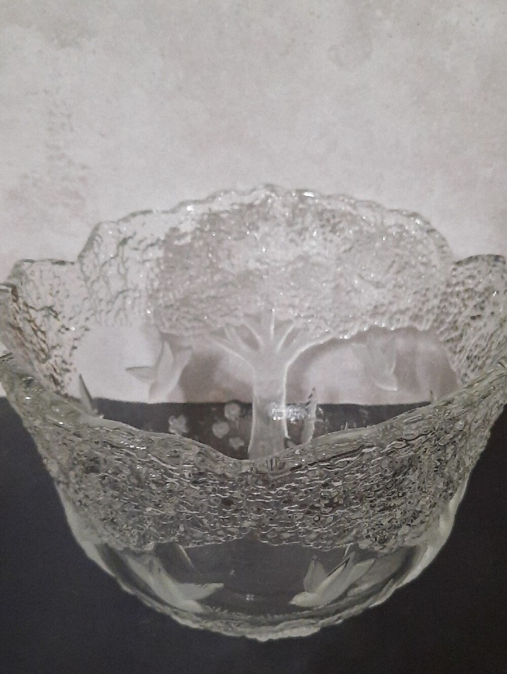 Vintage Mikasa " Tree Love" Pattern Clear Glass Bowl With 3D Birds & Trees - Picture 7 of 11